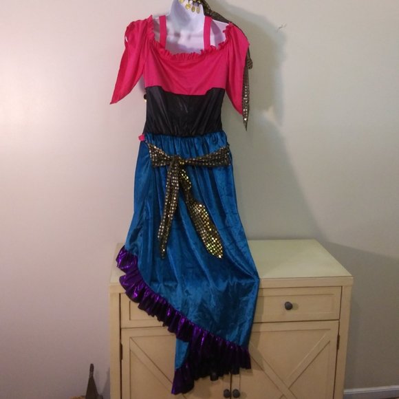 Women's Bohemian Dream costume  - size small - Picture 6 of 6